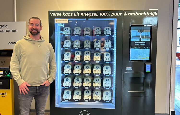 Nieuwerwets Kaasboerderij kaasmachine!